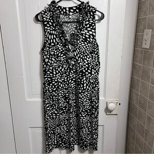 London Style Monochrome Leaf Print Dress